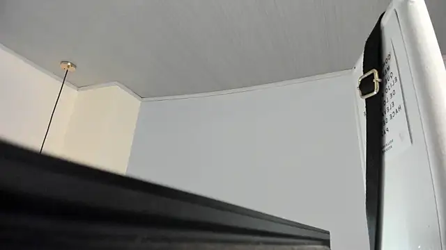 escarleth   online show from 03-08-25, 04:39