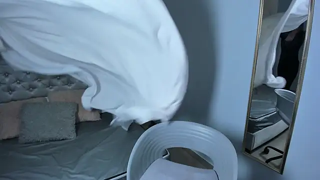 escarleth   online show from 09-27-25, 01:38