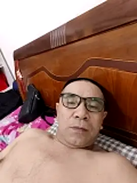 Snapshot of yjw6688 chatting on 06-17-26, 02:51 yjw6688 online show from 06-17-26, 02:51