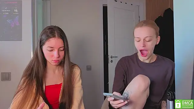 fcjuicy pussy online show from 04-06-26, 06:14