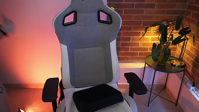 anyacutex online show from 01-19-25, 07:37