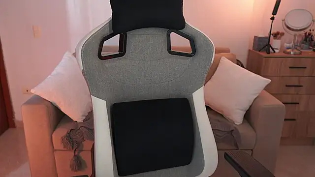 anyacutex online show from 02-04-26, 09:20