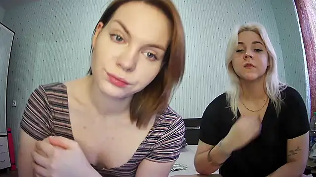 Snapshot of ChrisGirls chatting on 02-27-25, 10:26 ChrisGirls online show from 02-27-25, 10:26