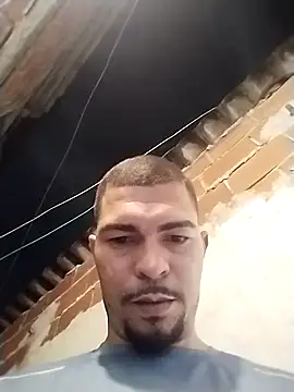 Snapshot of Leopedra2211 chatting on 01-15-26, 01:43 Leopedra2211 online show from 01-15-26, 01:43