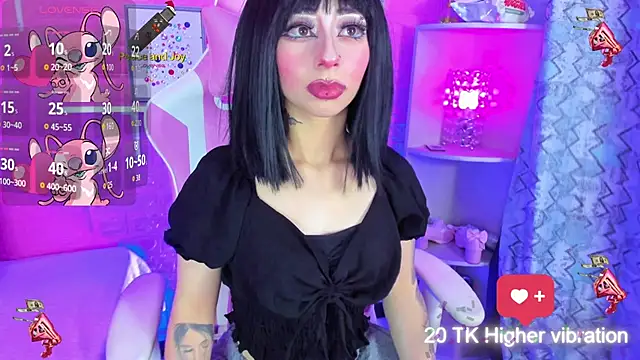 hanna  azumi online show from 11-10-25, 01:37