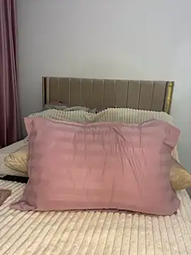 GraceCarther online show from 10-19-25, 06:30