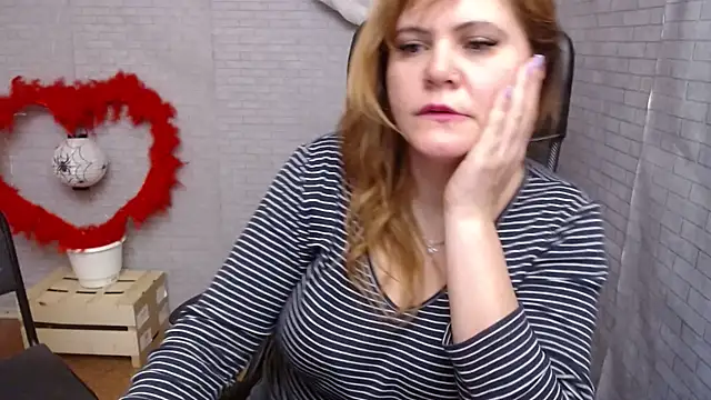 DaniellaKiss online show from 02-11-25, 04:44