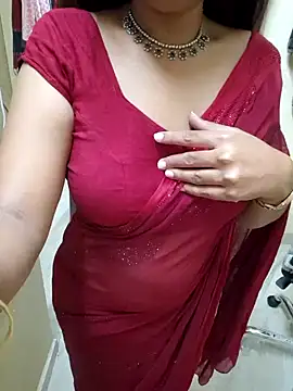 Snapshot of Roja-Telugu777 chatting on 02-07-25, 01:47 Roja-Telugu777 online show from 02-07-25, 01:47