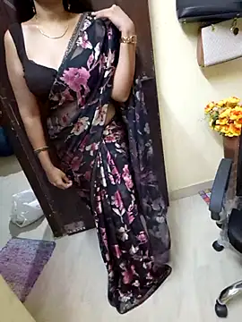 Snapshot of Roja-Telugu777 chatting on 02-16-25, 05:04 Roja-Telugu777 online show from 02-16-25, 05:04