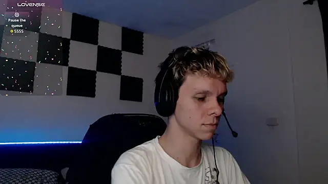 bryamado69 online show from 09-24-25, 01:20