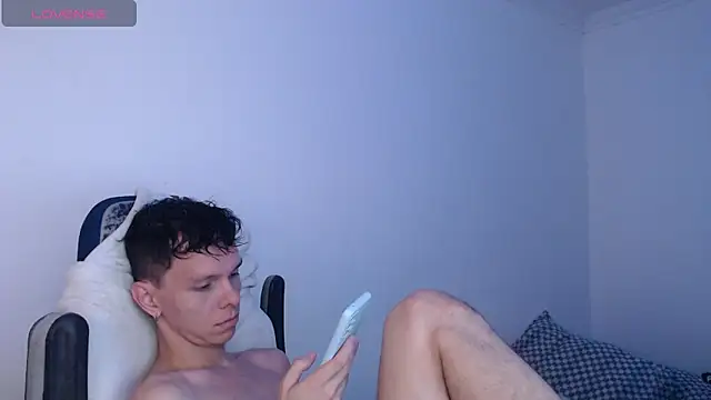 bryamado69 online show from 06-11-26, 05:00