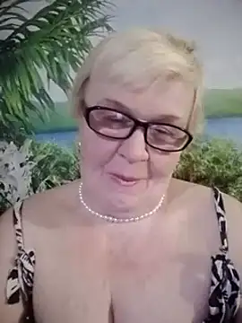 VioletSweet566 online show from 01-23-25, 04:59