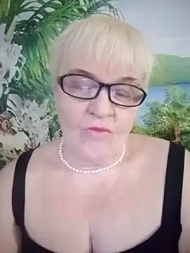 VioletSweet566 online show from 02-08-25, 11:12