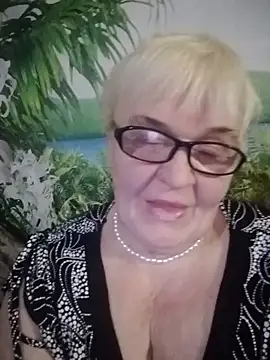 VioletSweet566 online show from 02-11-25, 07:16