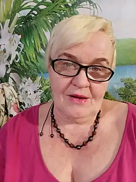 VioletSweet566 online show from 03-18-25, 09:21