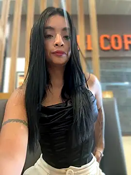 Laura fernandezII online show from 09-16-25, 03:13