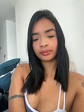 Snapshot of Laura_fernandezII chatting on 06-02-26, 02:52 Laura fernandezII online show from 06-02-26, 02:52