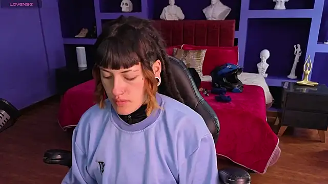  sharlotte777 online show from 09-11-25, 03:23