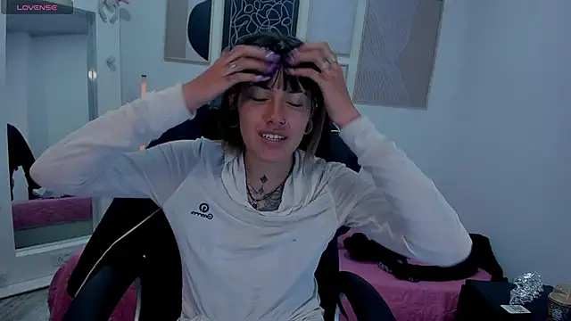  sharlotte777 online show from 09-25-25, 02:21