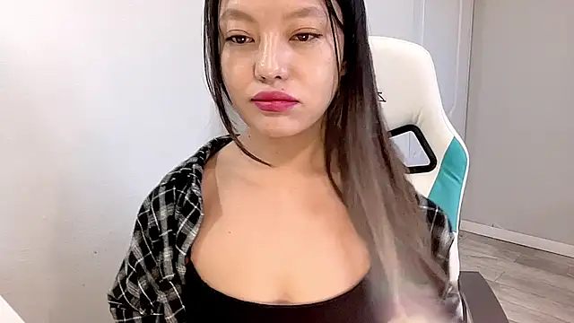 Risalynn online show from 12-12-24, 03:43