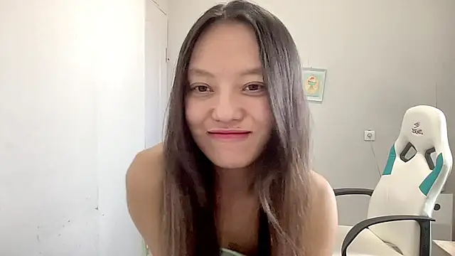 Risalynn online show from 02-15-25, 06:33