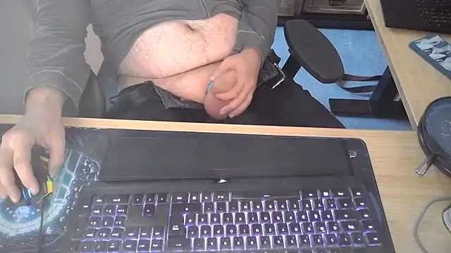 Currycake online show from 11-17-25, 02:45