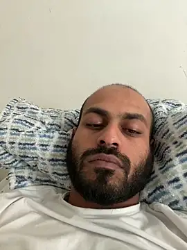 Snapshot of islandvybee55 chatting on 01-11-25, 07:59 islandvybee55 online show from 01-11-25, 07:59