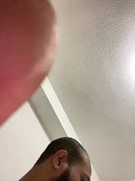 Snapshot of islandvybee55 chatting on 02-09-25, 04:36 islandvybee55 online show from 02-09-25, 04:36