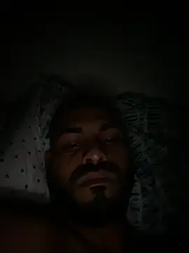 Snapshot of islandvybee55 chatting on 02-21-25, 05:46 islandvybee55 online show from 02-21-25, 05:46