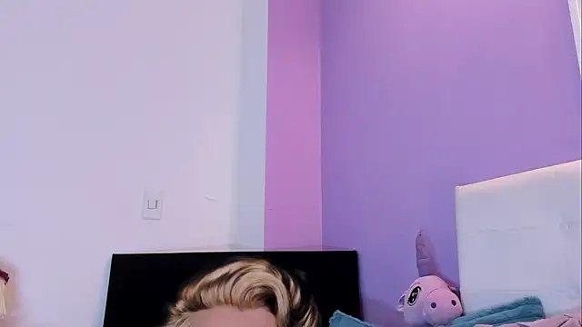 Charlotte11-11 online show from 04-14-26, 04:35