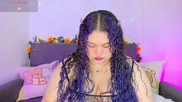 lunitaa0 online show from 05-14-26, 11:50