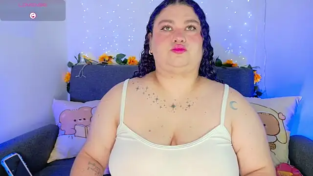 lunitaa0 online show from 05-15-26, 12:01