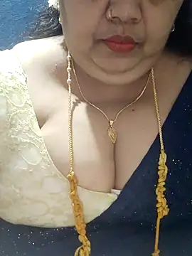 tamilthanushri online show from 11-29-25, 03:42