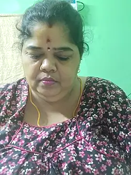 Snapshot of tamilthanushri chatting on 07-01-26, 06:07 tamilthanushri online show from 07-01-26, 06:07