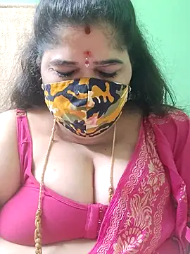 Snapshot of tamilthanushri chatting on 07-08-26, 06:56 tamilthanushri online show from 07-08-26, 06:56