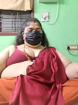 Snapshot of tamilthanushri chatting on 07-12-26, 02:08 tamilthanushri online show from 07-12-26, 02:08