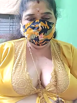Snapshot of tamilthanushri chatting on 07-14-26, 02:45 tamilthanushri online show from 07-14-26, 02:45