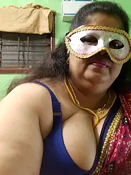 Snapshot of tamilthanushri chatting on 07-15-26, 05:51 tamilthanushri online show from 07-15-26, 05:51