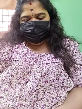 Snapshot of tamilthanushri chatting on 07-23-26, 07:39 tamilthanushri online show from 07-23-26, 07:39