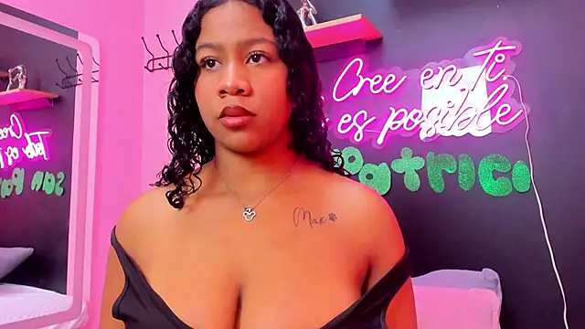 Sofi Fox  online show from 03-18-25, 01:20