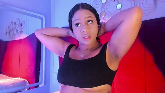 Sofi Fox  online show from 06-06-26, 03:33