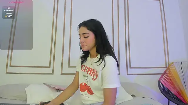 natalia aguirre1 online show from 02-14-25, 12:47