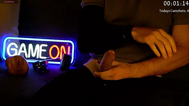 coupleofficial online show from 09-12-25, 09:37