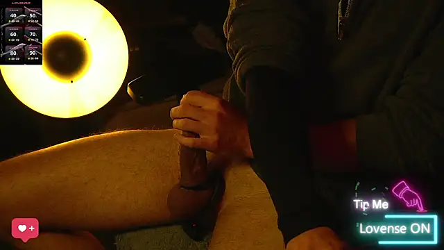 coupleofficial online show from 04-02-26, 11:24