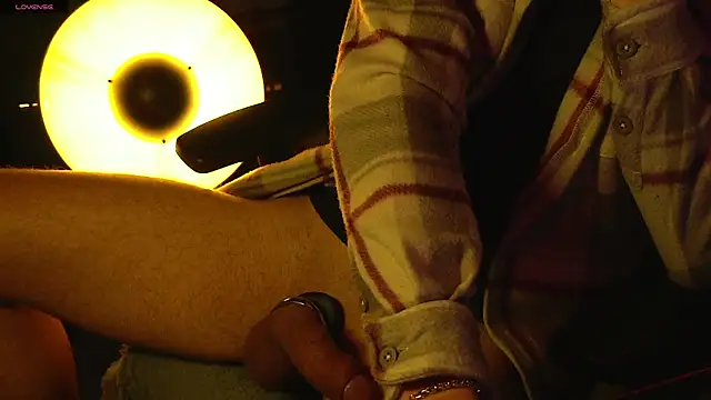 coupleofficial online show from 04-04-26, 11:02