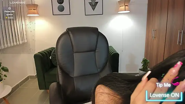 sarita evanss online show from 04-22-26, 12:24