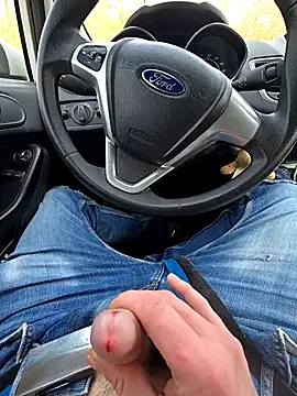 Titanhoott online show from 03-07-26, 10:23