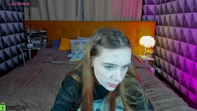 Lesi Moonie01 online show from 09-12-25, 07:52