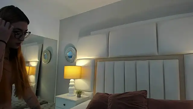 Snapshot of AmbarSantany chatting on 01-21-25, 08:11 AmbarSantany online show from 01-21-25, 08:11