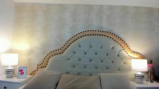 AmbarSantany online show from 04-14-26, 10:05